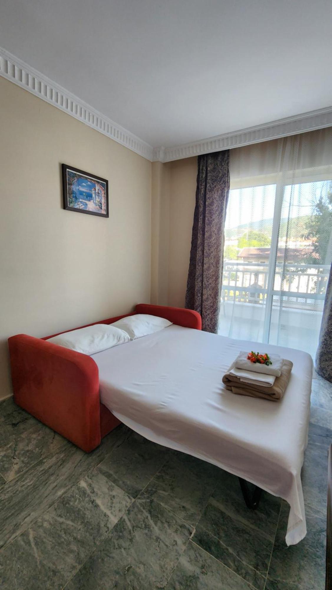 Irem Apart Hotel Marmaris Bagian luar foto